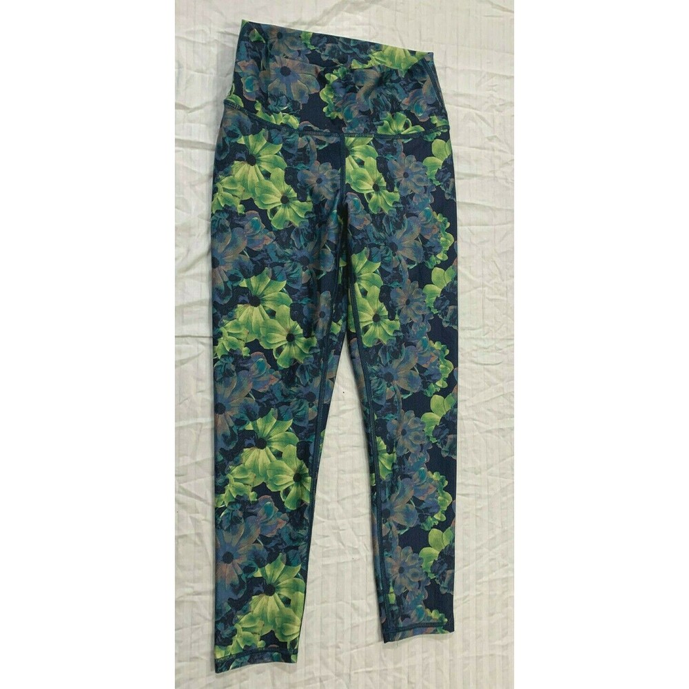 FABLETICS WOMENS ATHLETIC YOGA CAPRIS PANTS SIZE S
